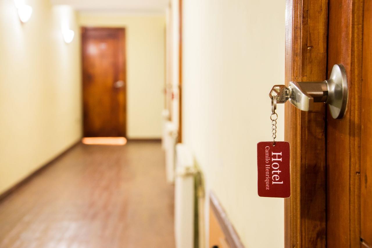 Hotel Camilo Henriquez 康塞普西翁 外观 照片